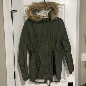 Active USA Army, Green Hooded Fleece Lined Coat, Size Large.